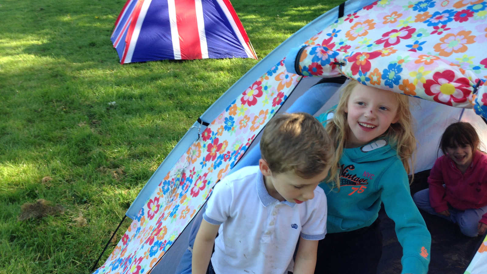 How many beavers can you fit in a tent?